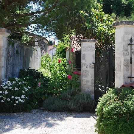 Les Jardins Saint Leonard Hotel Thairé Esterno foto